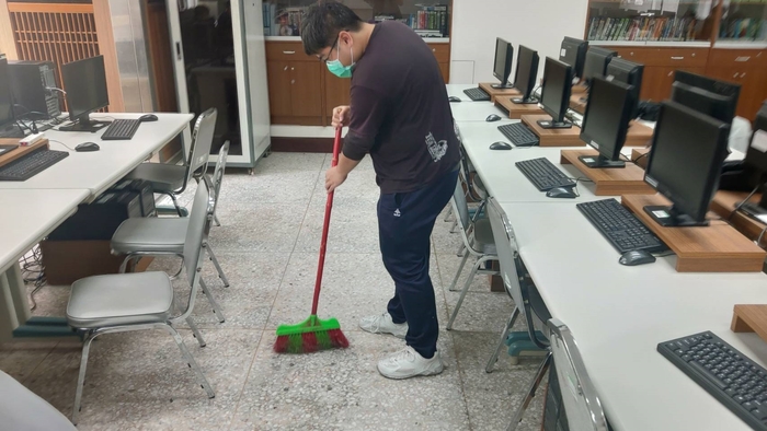 002圖片